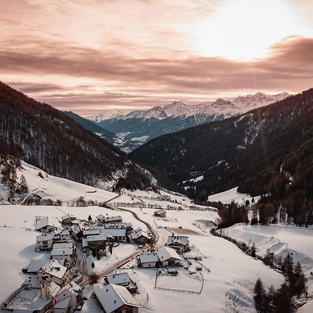 Hotel Anigglhof Mals im Vinschgau Exterior foto